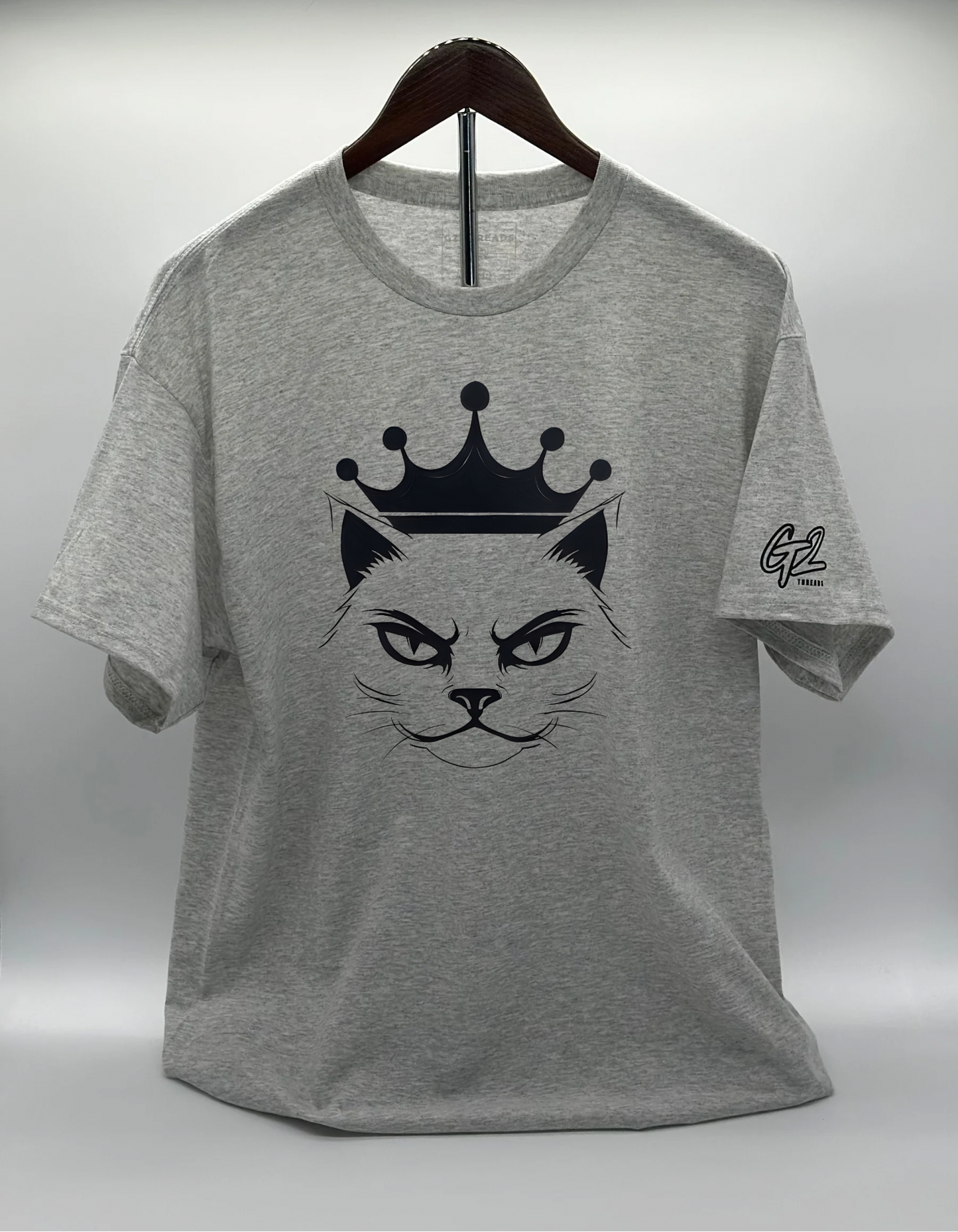 “CAT QUEEN” T-Shirt